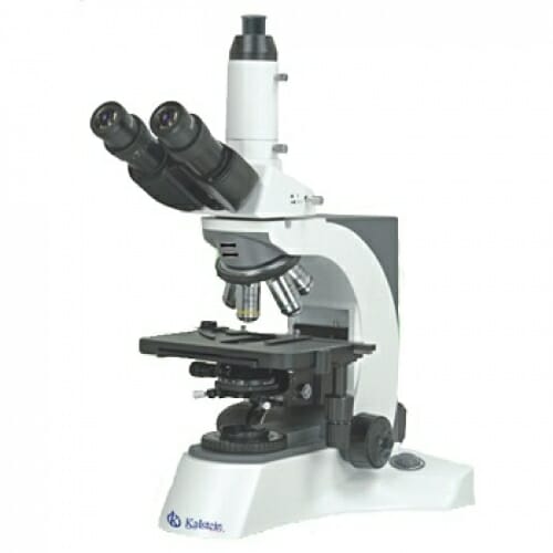 Microscope trinoculaire: quelles sont ses utilisations et ses pièces?