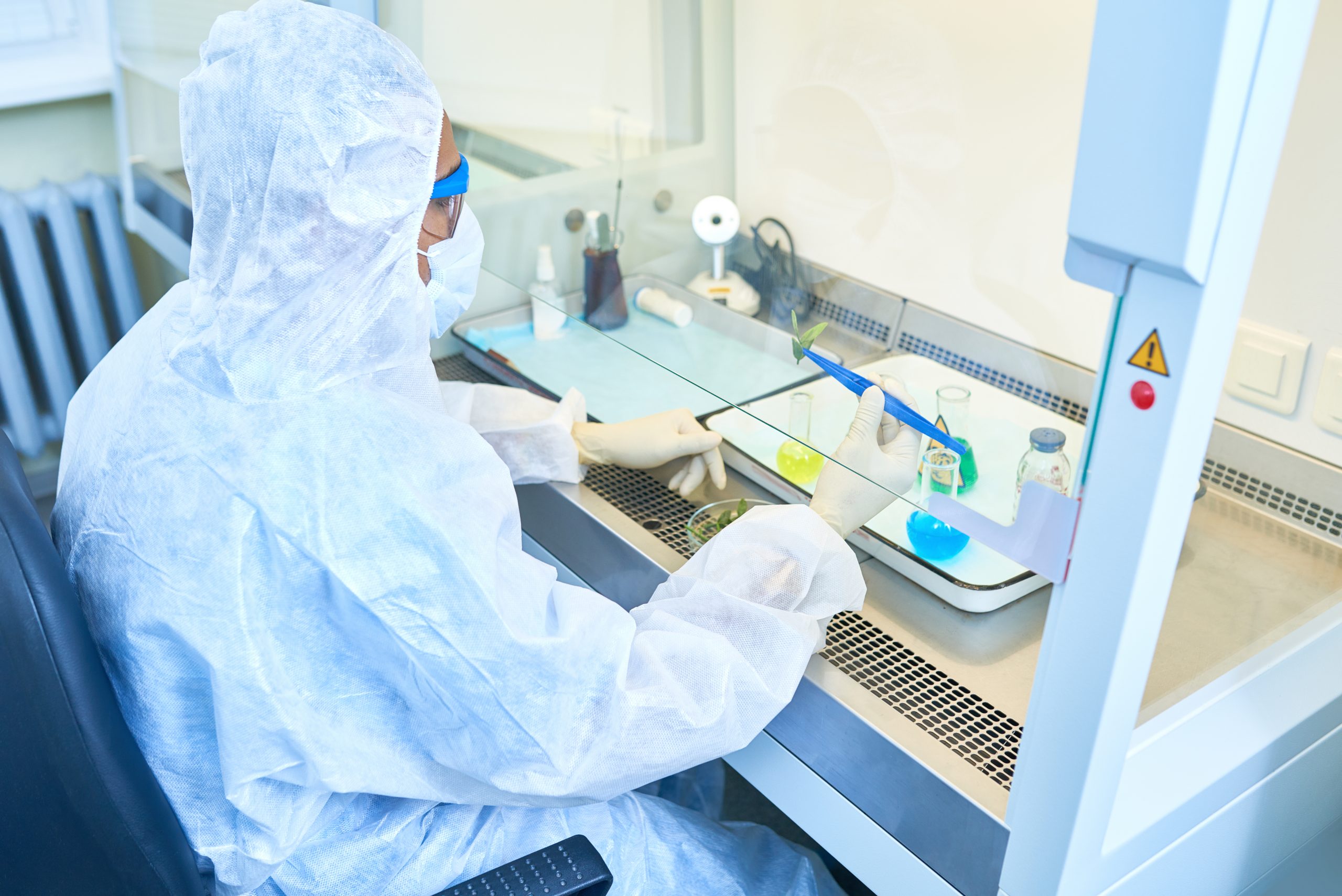 Apprenez à utiliser votre poste de sécurité biologique