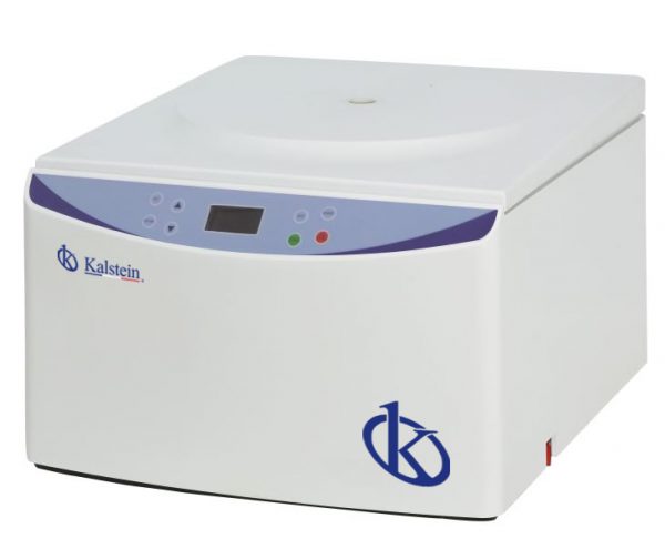 Quelles sont les caractéristiques d'une centrifugeuse de laboratoire pour assurer une sécurité maximale et des résultats fiables ?