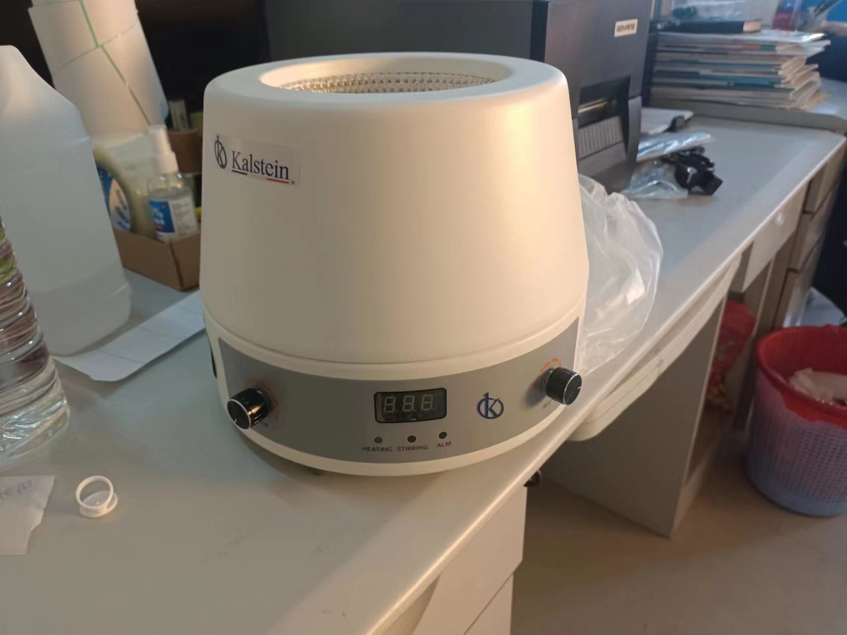 Comment résoudre les problèmes avec les manteaux chauffants dans le laboratoire ?