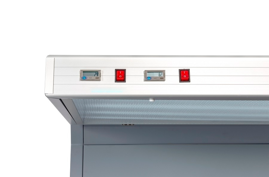 Boîte à lumière Color Test Station avec armoires et tiroirs YR05548 // YR05550 – 2