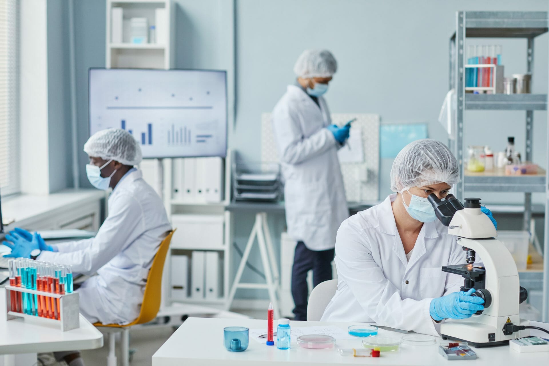 Aspects essentiels des laboratoires pharmaceutiques : Une approche holistique