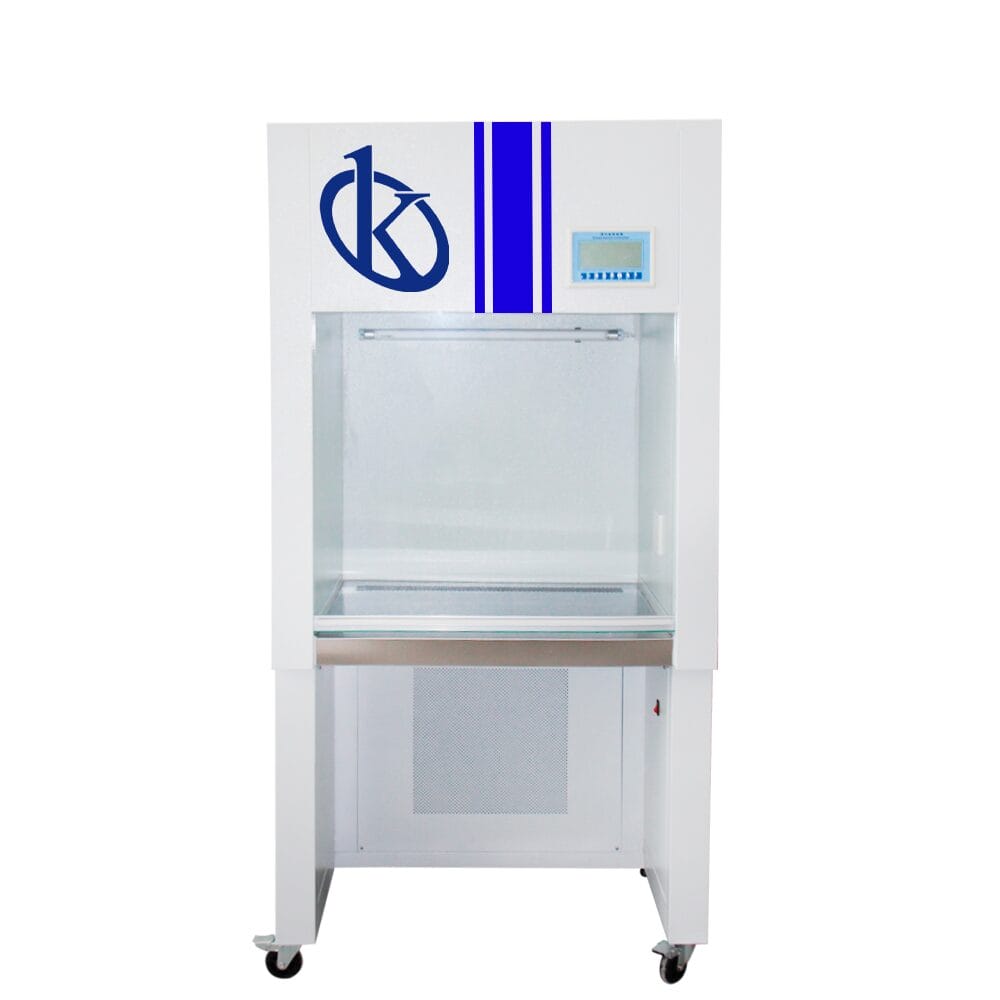 Comparaison entre l'Armoire à Flux Laminaire YR05744 de Kalstein et le Swift Mini Vertical Laminar Flow Cabinet d'Esco