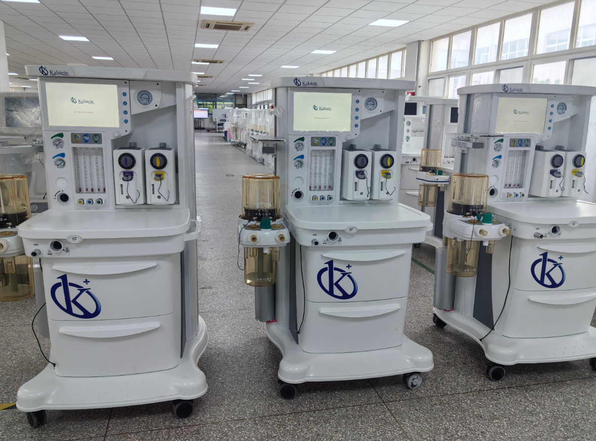 Kalstein équipe un hôpital en République dominicaine : 3 machines d’anesthésie livrées à INNOVA3HealthCareDesign, SL